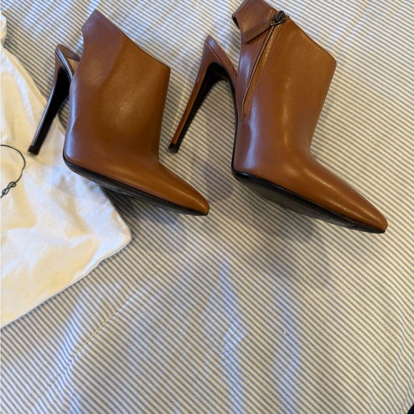 Prada open back boot with heel - Picture 2 of 7